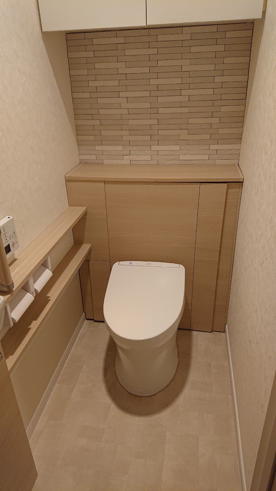 住宅用システムトイレによる手洗器位置の移動